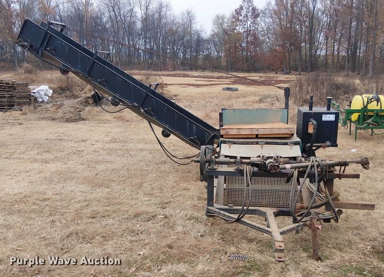 image for item DT4633 Shop built sprig shredder