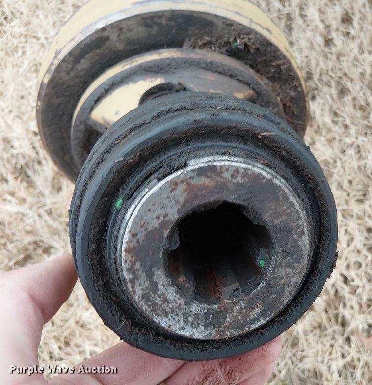 image for item DT4634 2018 John Deere HX15 batwing rotary mower