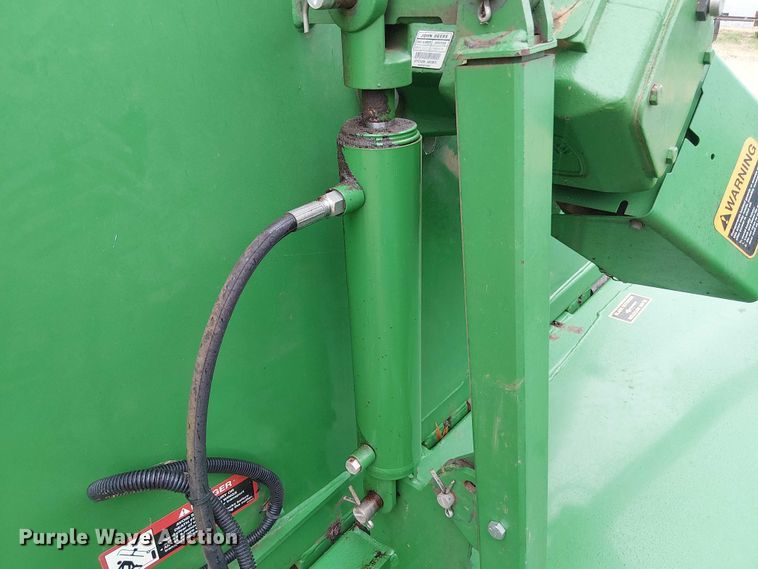 image for item DT4634 2018 John Deere HX15 batwing rotary mower