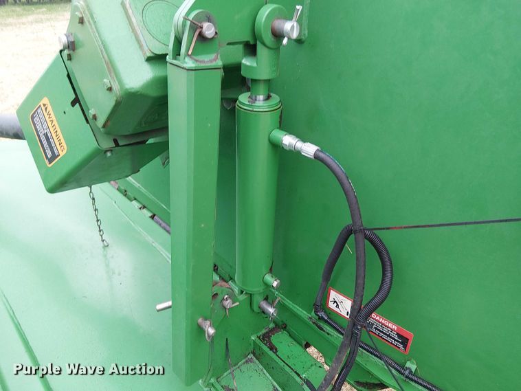 image for item DT4634 2018 John Deere HX15 batwing rotary mower