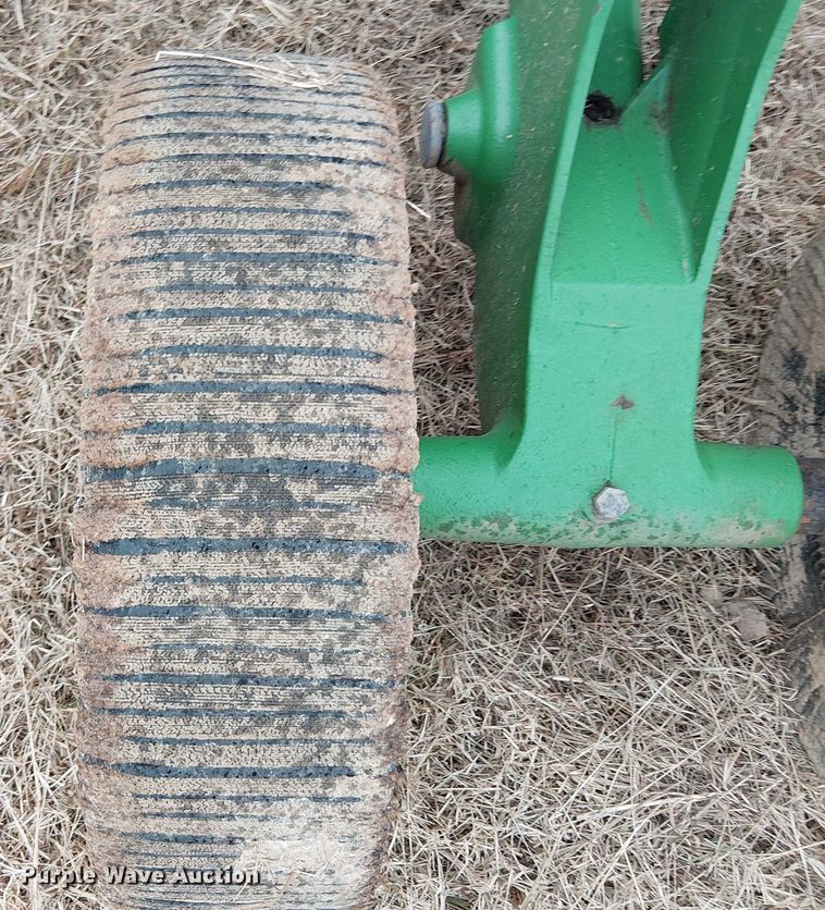 image for item DT4634 2018 John Deere HX15 batwing rotary mower