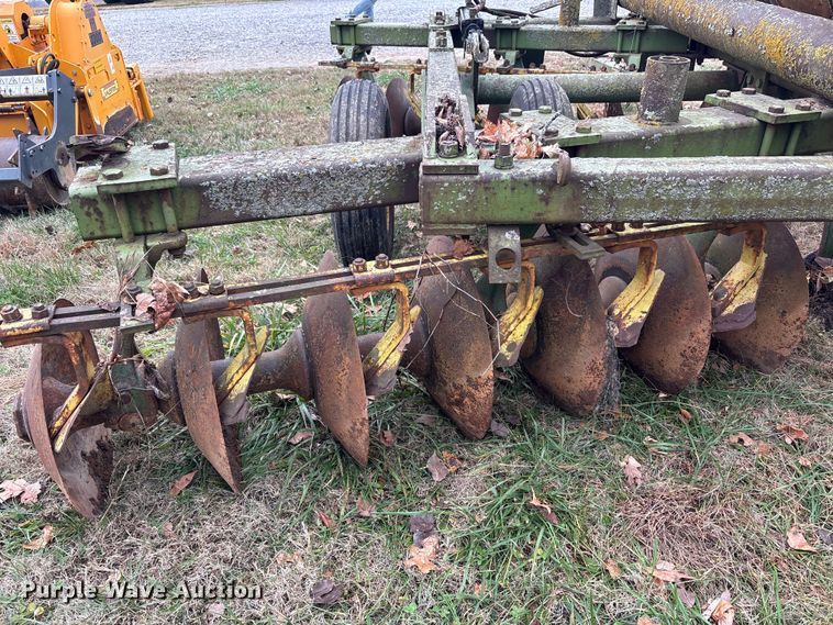 image for item DT4637 14'  tandem disk