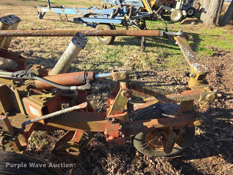 image for item DT4638 Case IH 720 six bottom plow