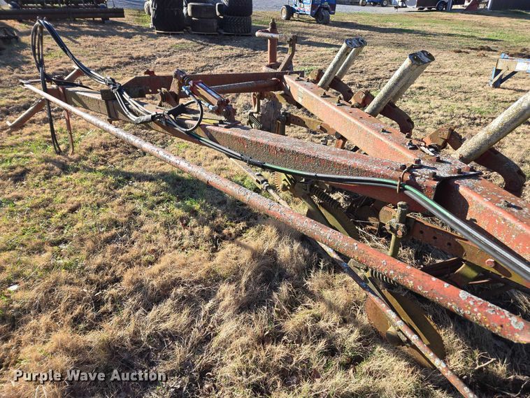 image for item DT4638 Case IH 720 six bottom plow