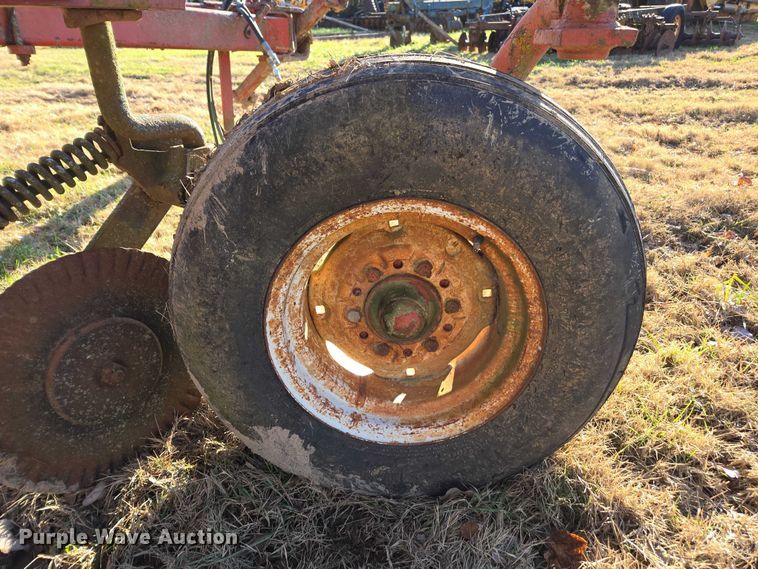 image for item DT4638 Case IH 720 six bottom plow