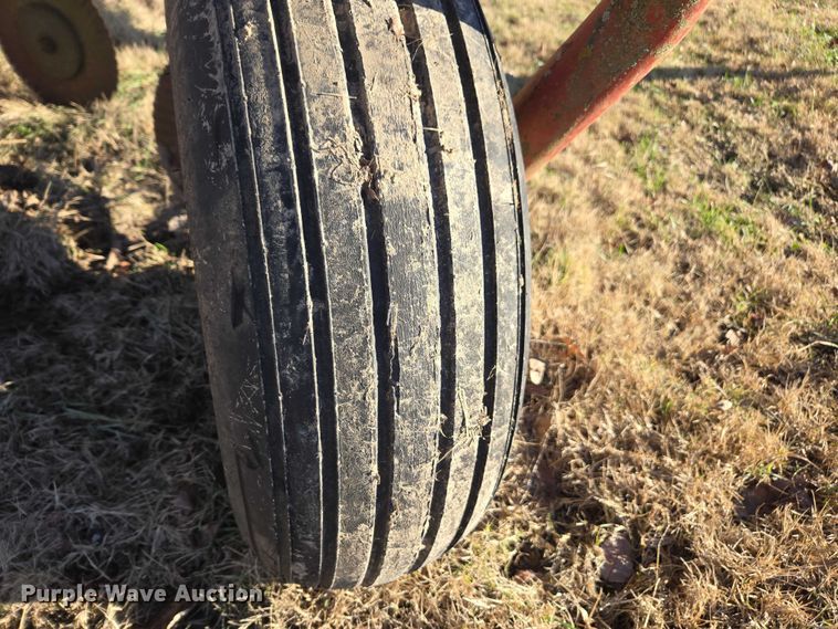 image for item DT4638 Case IH 720 six bottom plow