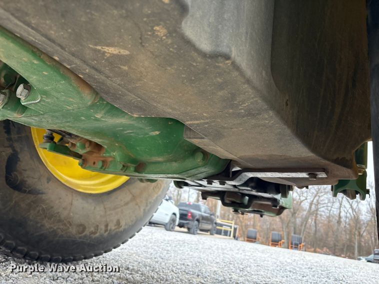 image for item DT4640 2017 John Deere 5090M tractor