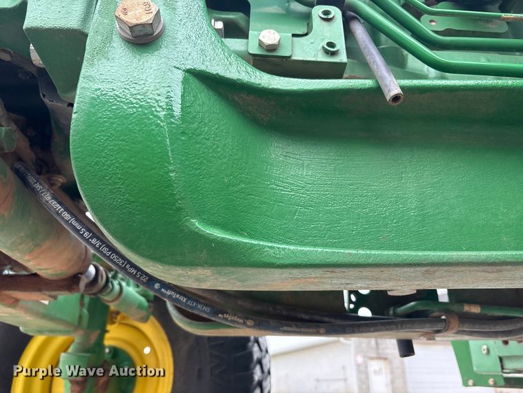 image for item DT4640 2017 John Deere 5090M tractor