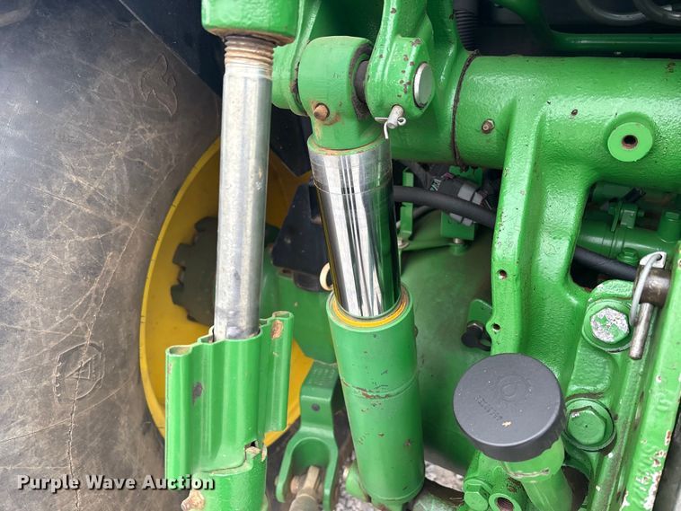 image for item DT4640 2017 John Deere 5090M tractor