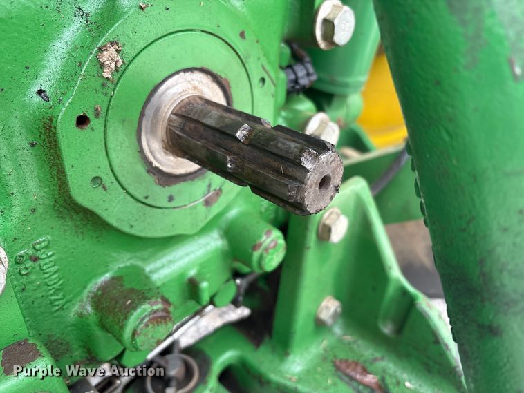 image for item DT4640 2017 John Deere 5090M tractor