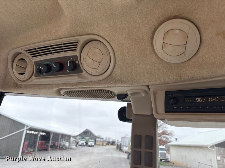 image for item DT4640 2017 John Deere 5090M tractor