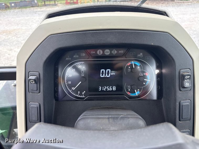 image for item DT4640 2017 John Deere 5090M tractor