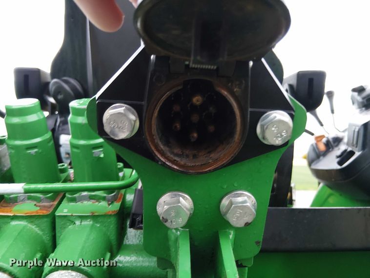 image for item DT4641 2017 John Deere 5090M tractor