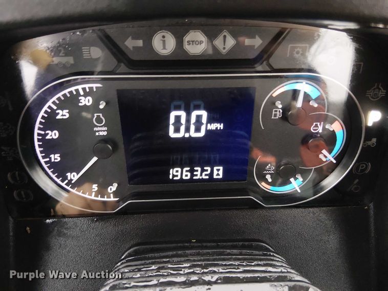 image for item DT4641 2017 John Deere 5090M tractor