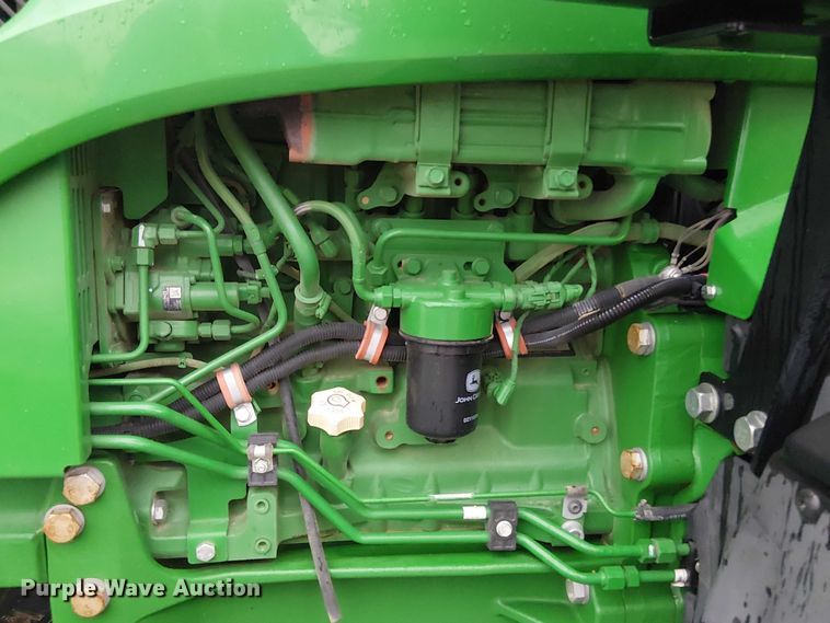 image for item DT4641 2017 John Deere 5090M tractor