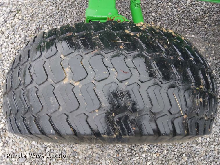 image for item DT4641 2017 John Deere 5090M tractor