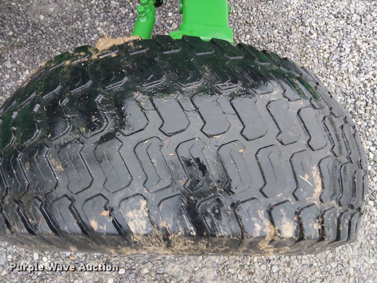 image for item DT4641 2017 John Deere 5090M tractor