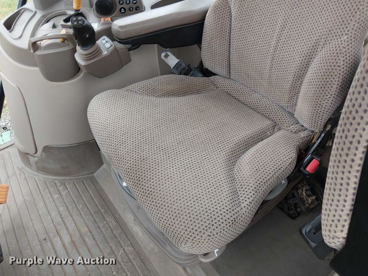 image for item DT4642 2016 John Deere 6145R MFWD tractor