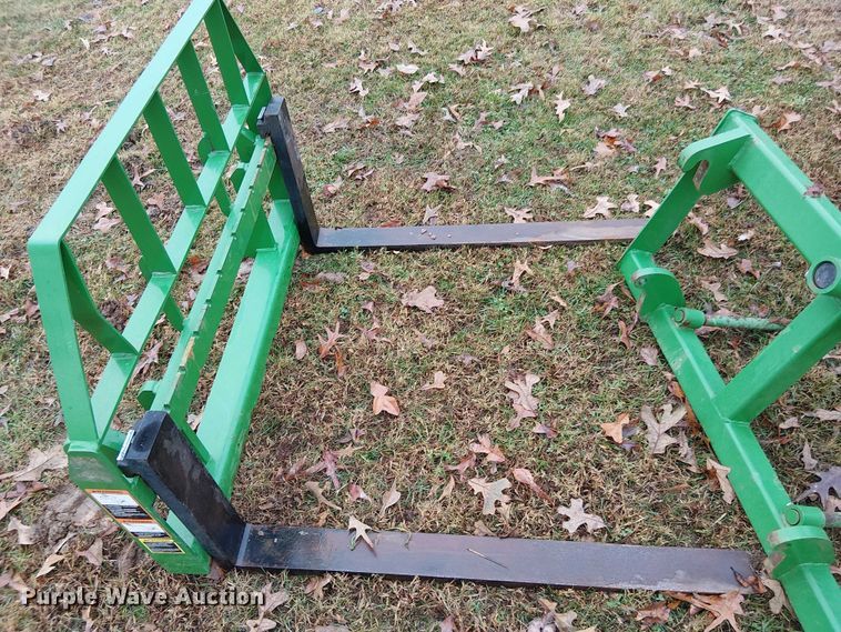 image for item DT4642 2016 John Deere 6145R MFWD tractor