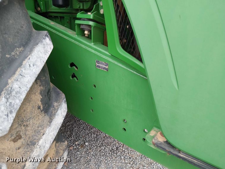 image for item DT4643 2013 John Deere 9460R 4WD tractor