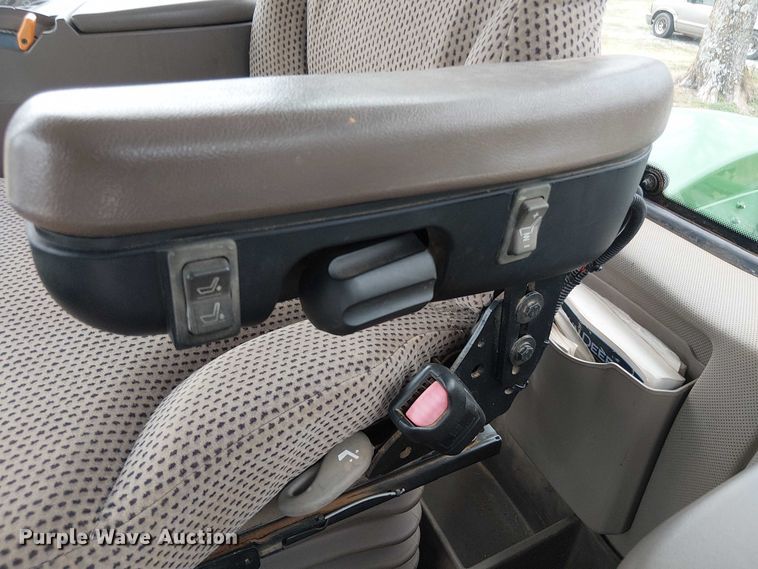 image for item DT4643 2013 John Deere 9460R 4WD tractor