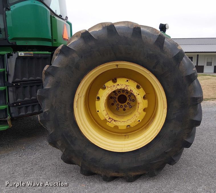 image for item DT4643 2013 John Deere 9460R 4WD tractor