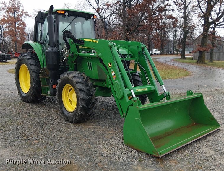 image for item DT4644 2017 John Deere 6130M MFWD tractor