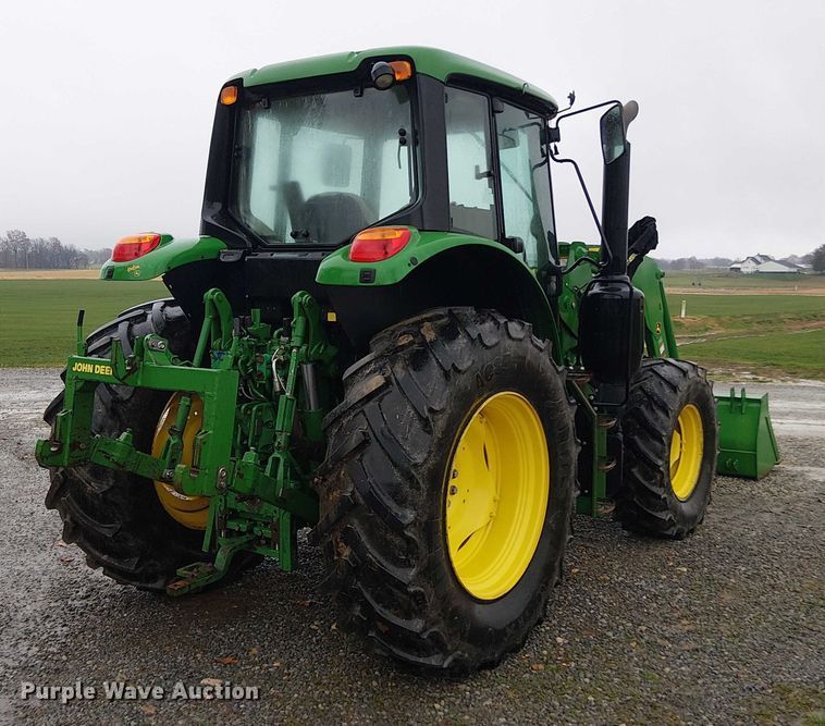 image for item DT4644 2017 John Deere 6130M MFWD tractor