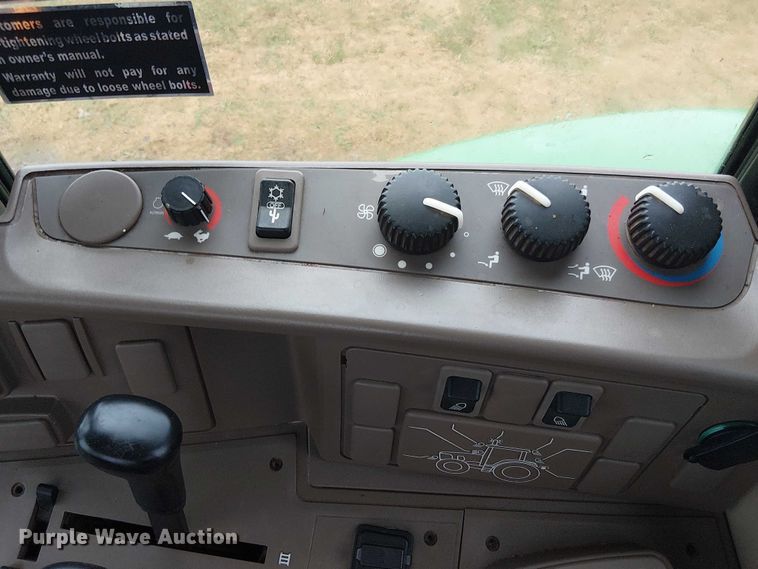 image for item DT4644 2017 John Deere 6130M MFWD tractor