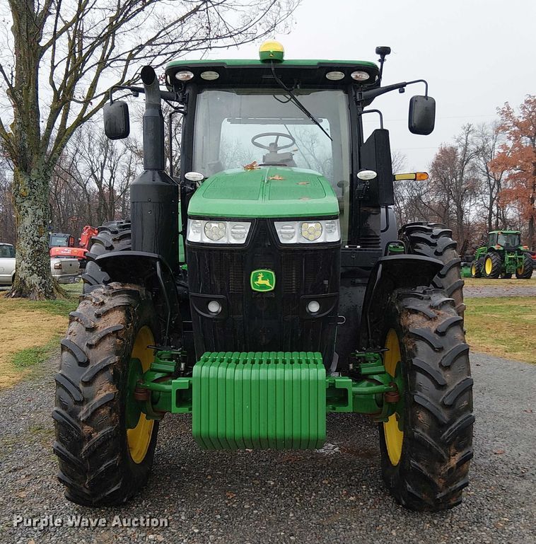 image for item DT4645 2016 John Deere 7210R MFWD tractor