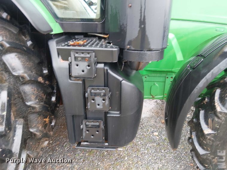 image for item DT4645 2016 John Deere 7210R MFWD tractor