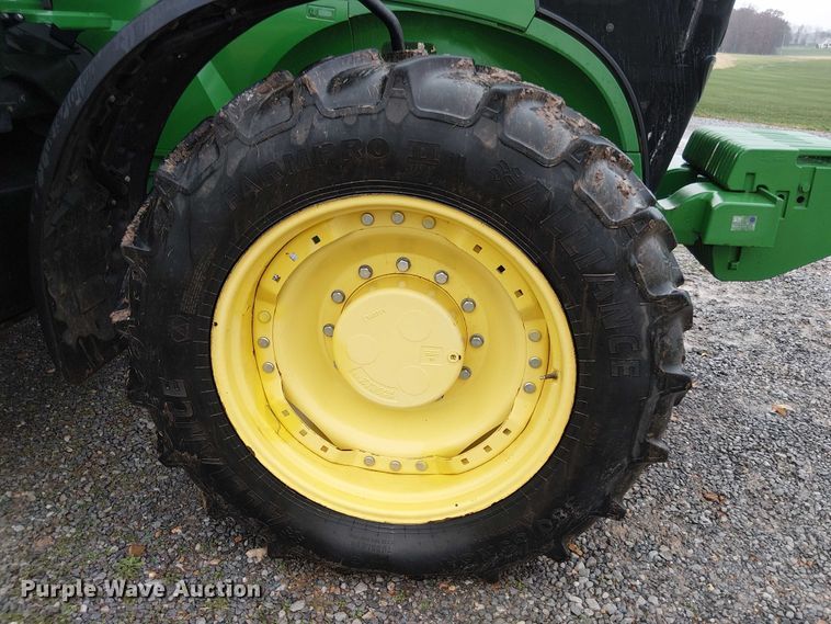 image for item DT4645 2016 John Deere 7210R MFWD tractor