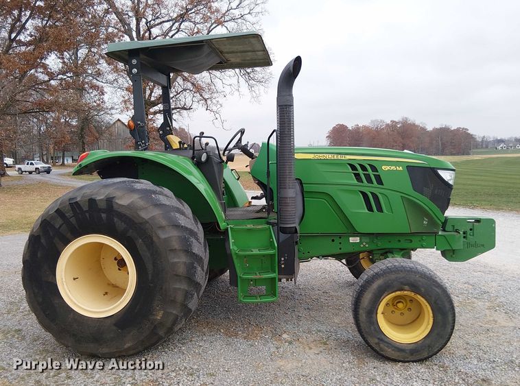 image for item DT4647 2015 John Deere 6105M tractor