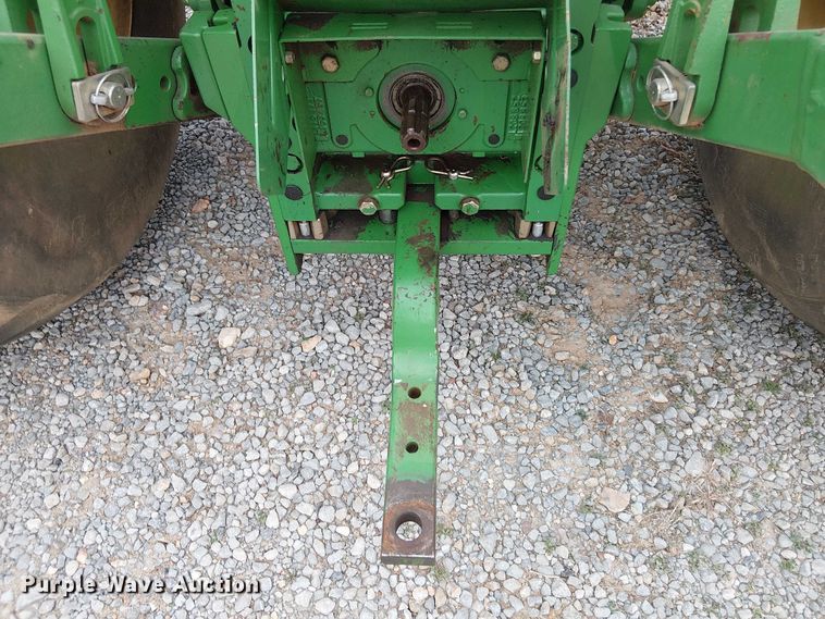 image for item DT4647 2015 John Deere 6105M tractor