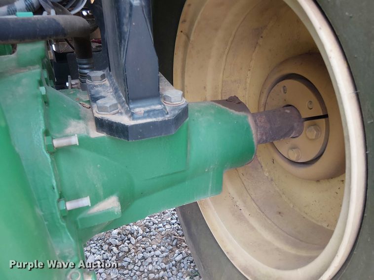 image for item DT4647 2015 John Deere 6105M tractor