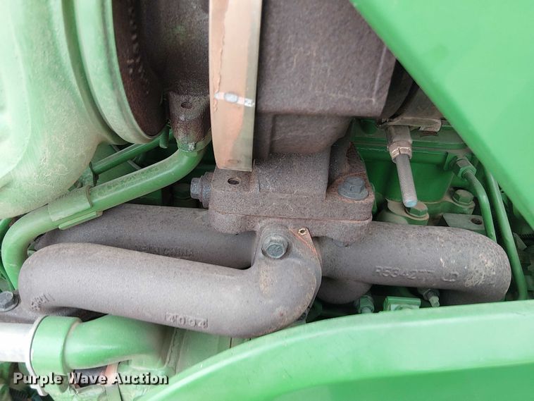image for item DT4647 2015 John Deere 6105M tractor