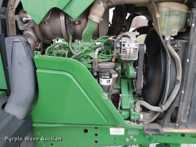 image for item DT4647 2015 John Deere 6105M tractor