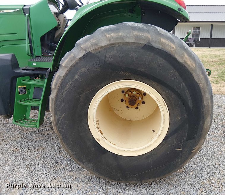 image for item DT4647 2015 John Deere 6105M tractor