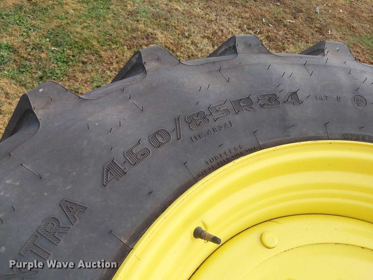 image for item DT4647 2015 John Deere 6105M tractor