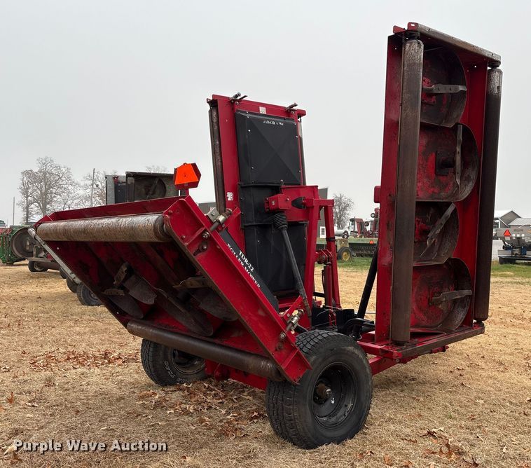 image for item DT4648 2015 Progressive Turf Equipment Inc. TDR-22 batwing finish mower