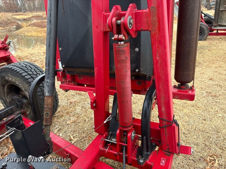 image for item DT4648 2015 Progressive Turf Equipment Inc. TDR-22 batwing finish mower