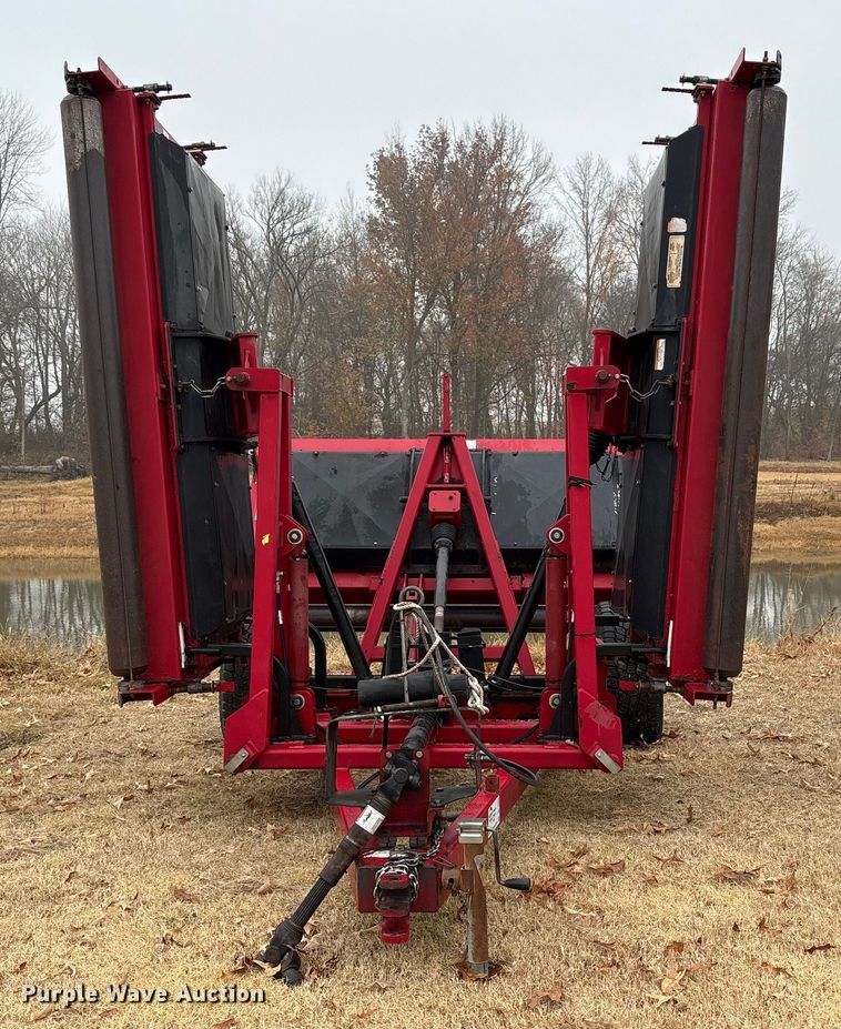 image for item DT4650 2015 Progressive Turf Equipment Inc. TDR 22 batwing finish mower