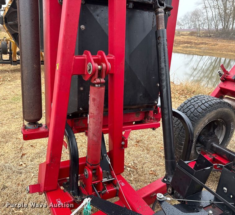 image for item DT4650 2015 Progressive Turf Equipment Inc. TDR 22 batwing finish mower