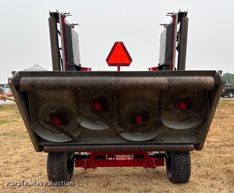 image for item DT4651 2022 Progressive Turf Equipment Inc. TDR-22 batwing finish mower