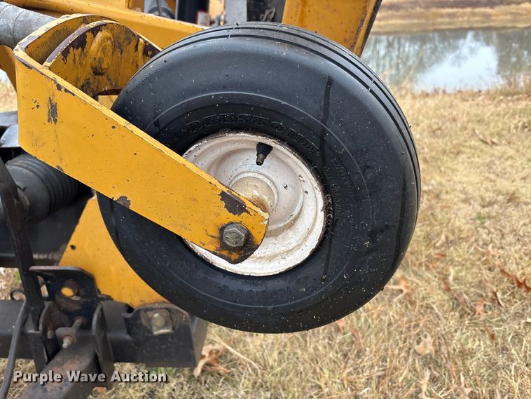 image for item DT4652 Woods batwing finish mower