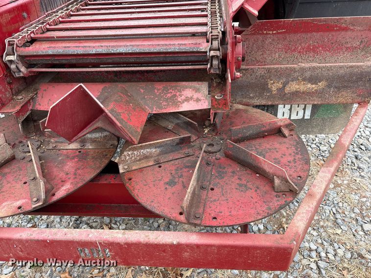 image for item DT4653 Salford BBI Inc. TPHP spreader