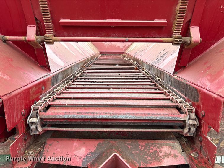 image for item DT4653 Salford BBI Inc. TPHP spreader