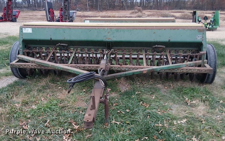 image for item DT4656 John Deere 8000 grain drill