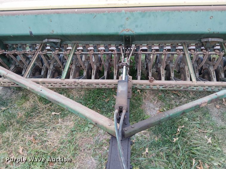 image for item DT4656 John Deere 8000 grain drill