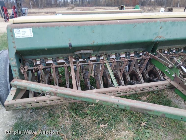 image for item DT4656 John Deere 8000 grain drill